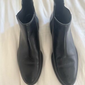 Jenni Kayne Chelsea Leather Booties